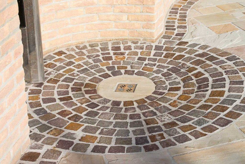 Porphyr Pool Duschenboden