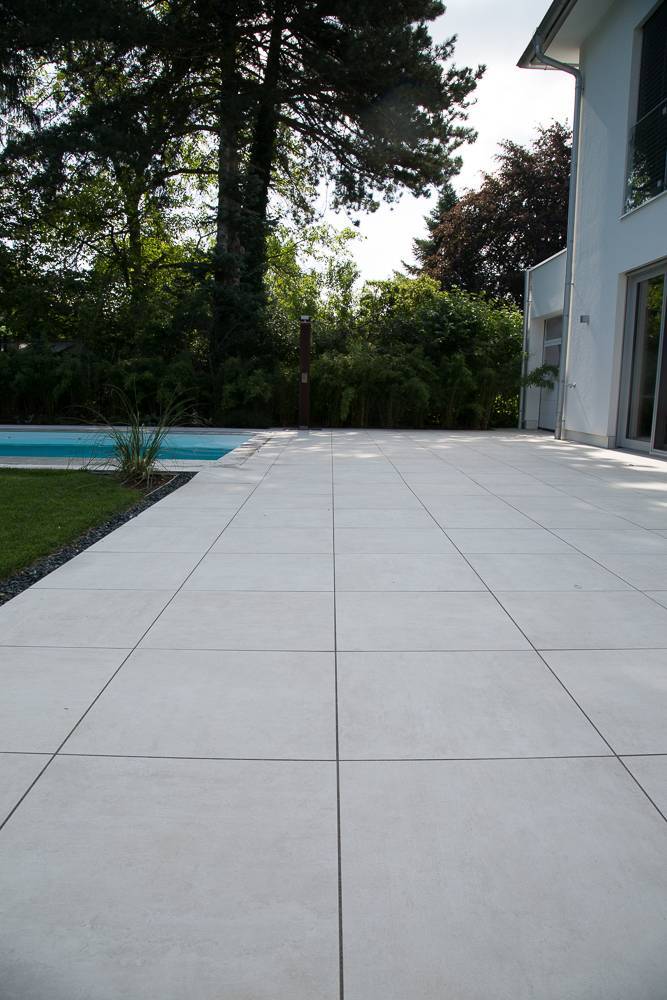 Pflasterfläche aus Kalkstein - Gestaltungselement