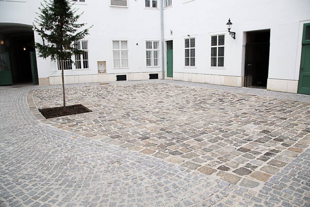 Grantit Kopfsteinpflaster in Baden