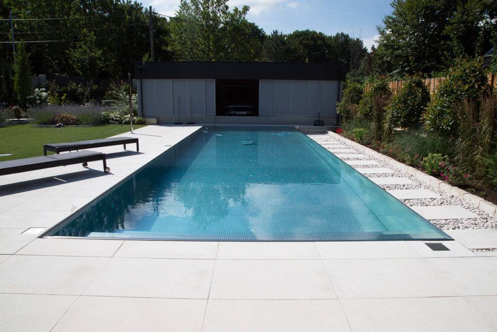 Poolumrandungen von Zappe Pflasterungen