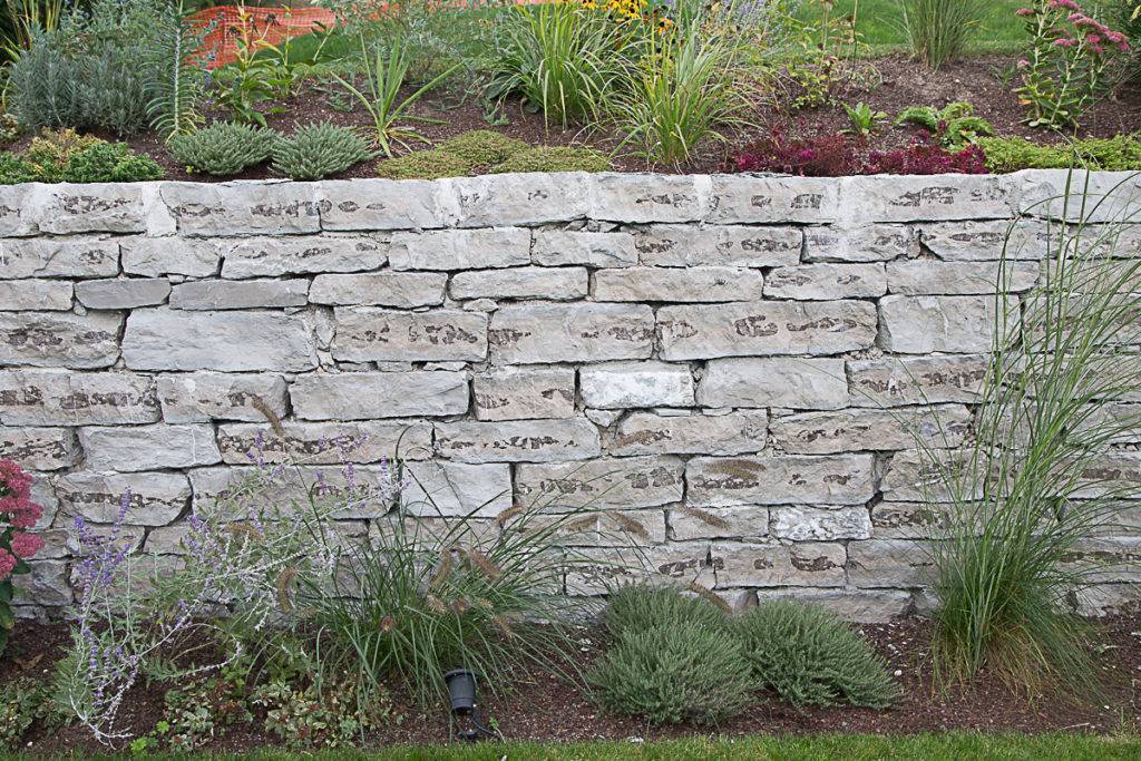 Trockensteinmauer Granit